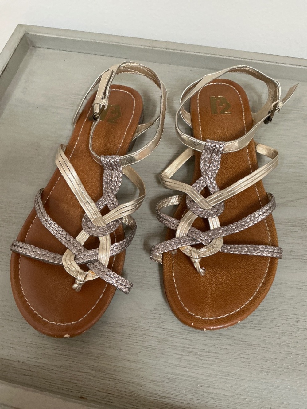 R2 sandals, gold, and silver soul has some comfort
